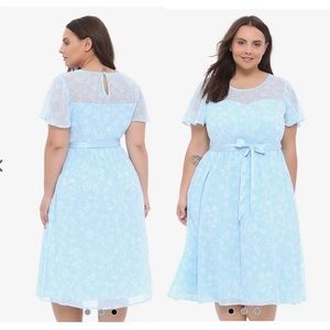 Her Universe Alice in Wonderland Dress